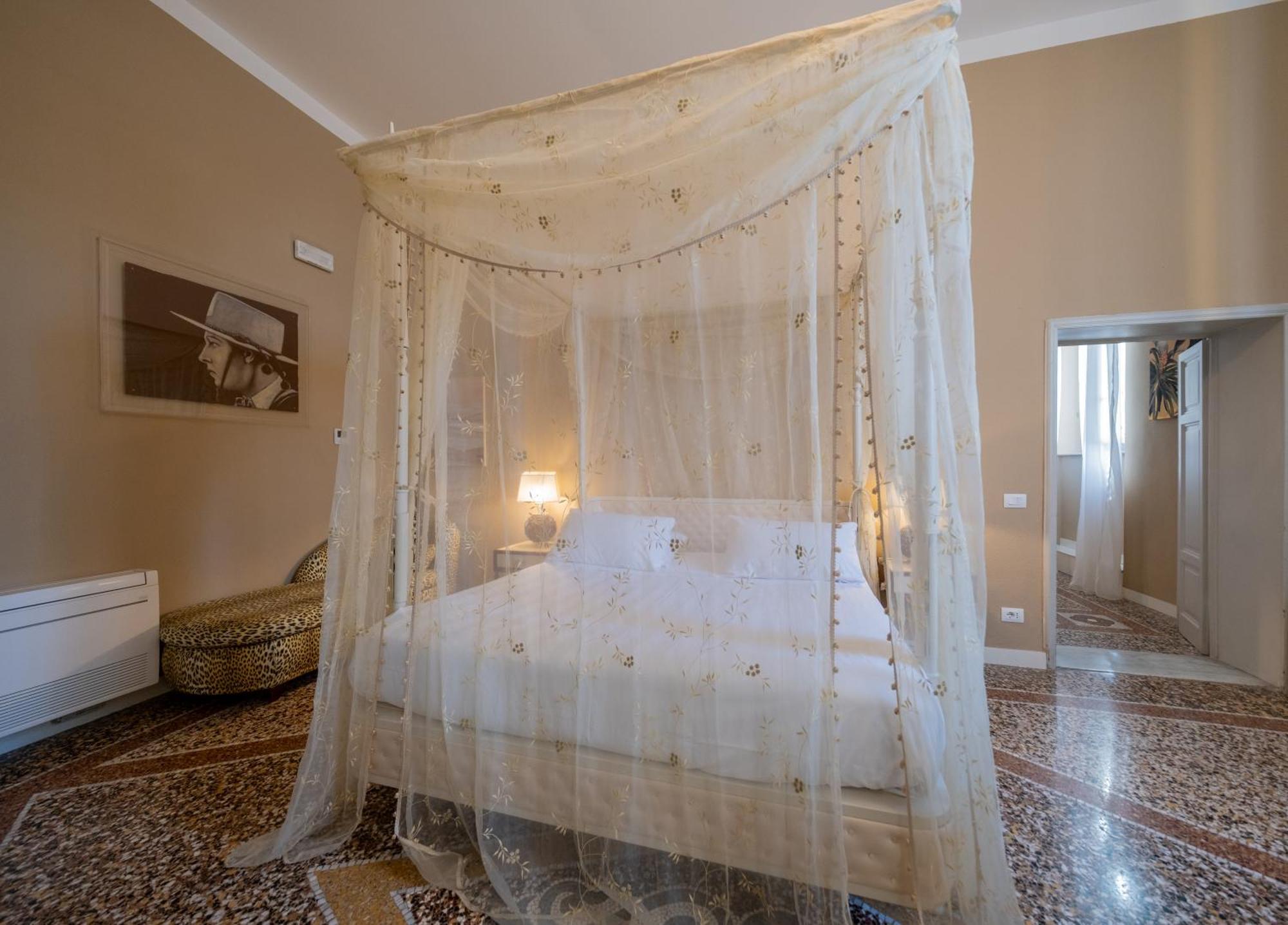 Lungarno Buozzi 7 Apartments Pisa Dış mekan fotoğraf
